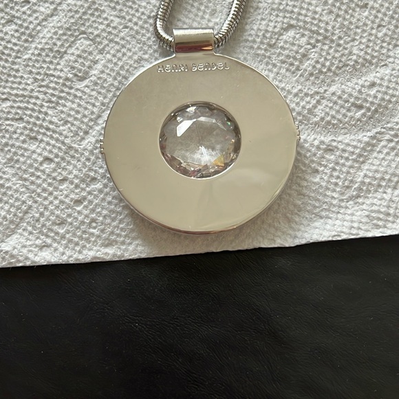 HENRI BENDEL NWOT SILVER TONE DECORATIVE LONG NECKLACE - Picture 7 of 10